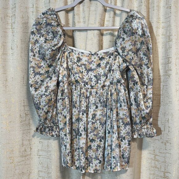 STORIA Floral Puff Sleeve Top Grey White Apricot Flirty Light Cute Women's Small - Picture 1 of 5